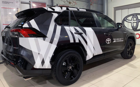 Reklamní polep Toyota RAV4
